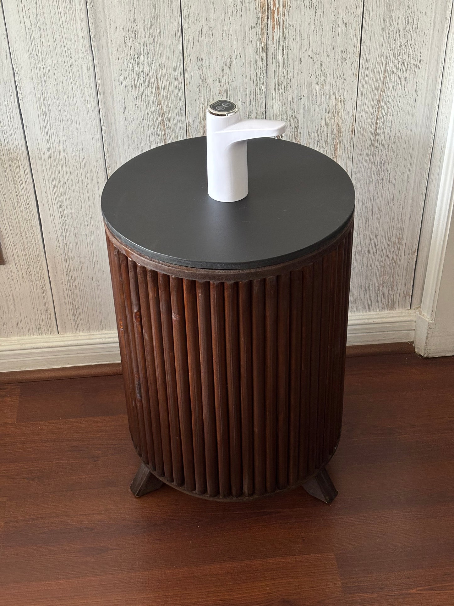 Mueble para Bidón Nogal tapa Negro